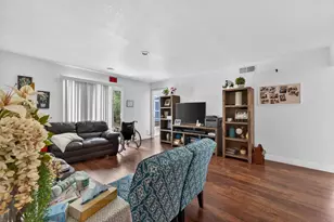 6204 Fennwood Ct, Sacramento, CA 95831 - Photo 14