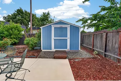 6204 Fennwood Court, Sacramento, CA 95831 - Photo 18