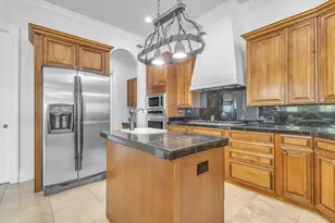 4953 Tudor Rose Glen, Stockton, CA 95212 - Photo 8