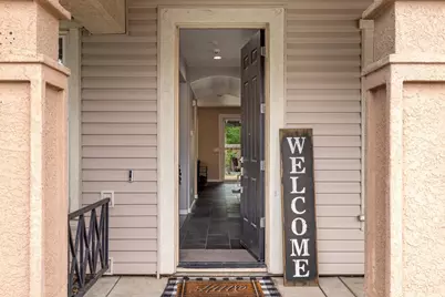 368 Nutcrest Court, Oakdale, CA 95361 - Photo 4