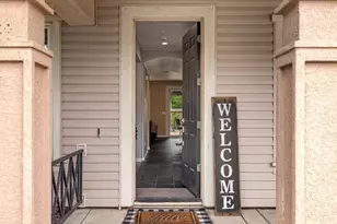 368 Nutcrest Ct, Oakdale, CA 95361 - Photo 4
