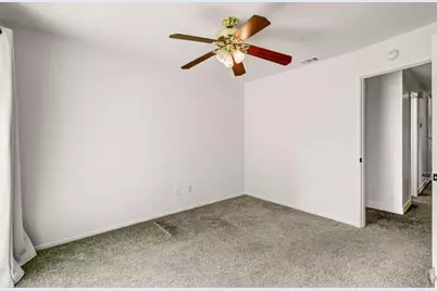 8986 Lansdowne Court, Elk Grove, CA 95624 - Photo 44