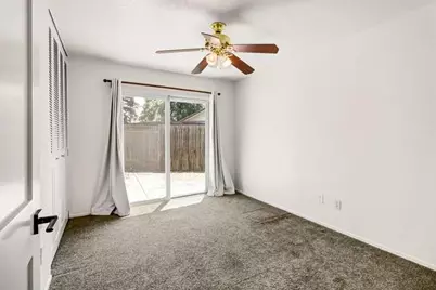 8986 Lansdowne Court, Elk Grove, CA 95624 - Photo 42