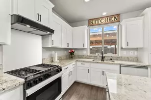 7040 Skipperling St, Roseville, CA 95747 - Photo 10