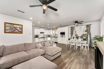 7040 Skipperling Street, Roseville, CA 95747 - Photo 18