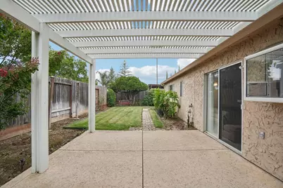 4112 Ashgrove Way, Sacramento, CA 95826 - Photo 32
