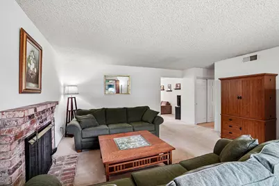 4112 Ashgrove Way, Sacramento, CA 95826 - Photo 8