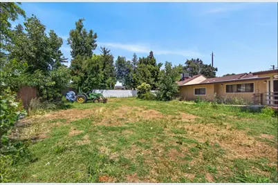 2709 Walnut Avenue, Carmichael, CA 95608 - Photo 42