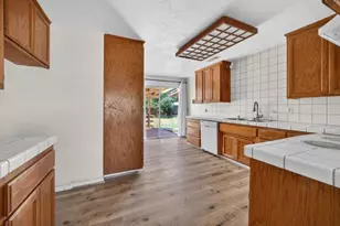 2709 Walnut Ave, Carmichael, CA 95608 - Photo 12