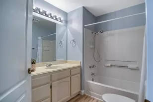 1104 Valencia, Modesto, CA 95350 - Photo 24