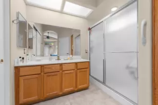 300 Whiterose Ct, Roseville, CA 95747 - Photo 20