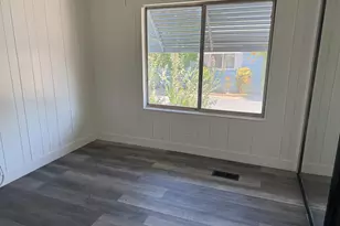 Magnolia, Sacramento, CA 95828 - Photo 8