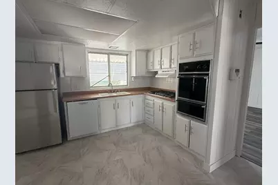 Magnolia, Sacramento, CA 95828 - Photo 4