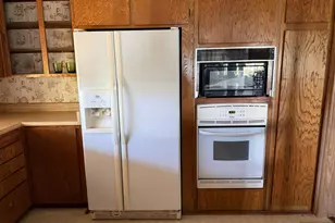 Magnolia, Sacramento, CA 95828 - Photo 14