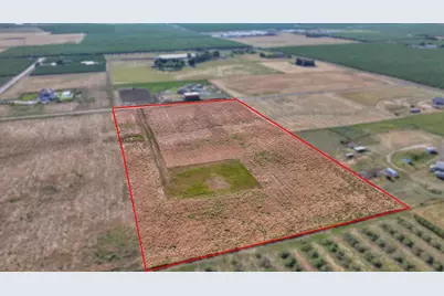 8665 La Castella, Escalon, CA 95320 - Photo 2