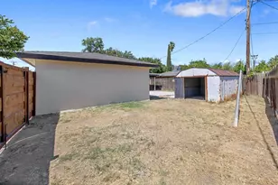 2673 S Bardell Ave, Fresno, CA 93706 - Photo 32