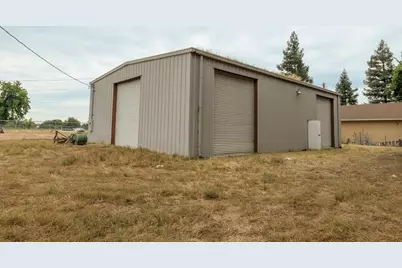 1530 E Linwood, Turlock, CA 95380 - Photo 2