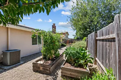 46 Cedro Circle, Sacramento, CA 95833 - Photo 36