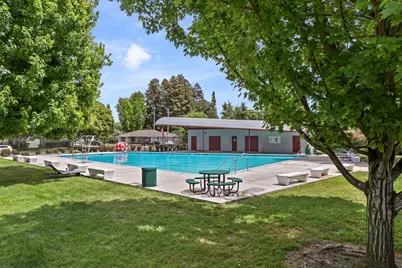 3623 Appleton Way, Stockton, CA 95219 - Photo 28