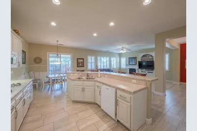 9216 Forestberry Way, El Dorado Hills, CA 95762 - Photo 10