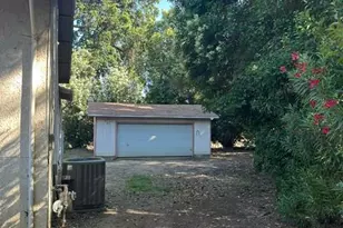 150 Wilson Ave, Yuba City, CA 95991 - Photo 12