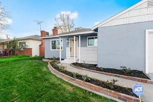 5210 71st St, Sacramento, CA 95820 - Photo 2