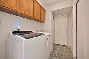 7448 Creekridge Ln, Citrus Heights, CA 95610 - Photo 22