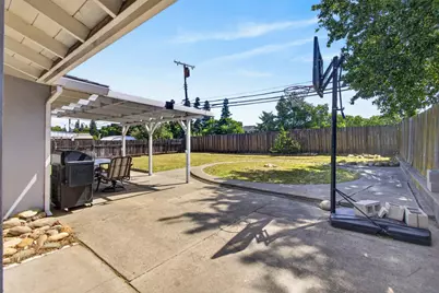 6812 Weddigen Way, North Highlands, CA 95660 - Photo 34
