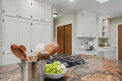 21120 Vista Amorosa Court, Pine Grove, CA 95665 - Photo 16