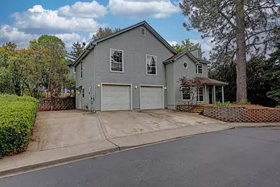 10016 Brentwood Circle, Auburn, CA 95603 - Photo 2