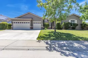 11034 Tinta Fina Dr, Rancho Cordova, CA 95670 - Photo 2