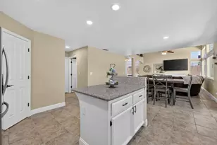 8509 Zachis Way, Antelope, CA 95843 - Photo 20