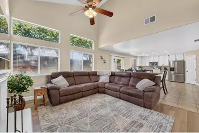 8509 Zachis Way, Antelope, CA 95843 - Photo 10