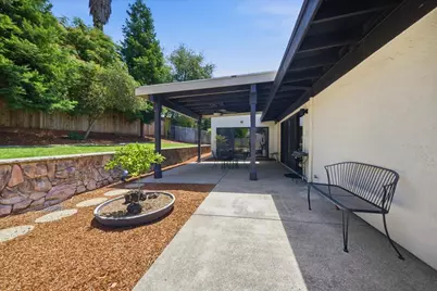 5864 Riddio Street, Citrus Heights, CA 95610 - Photo 32