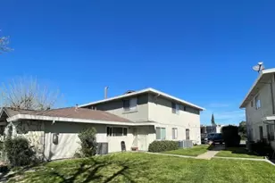4411 Greenholme Dr, Sacramento, CA 95842 - Photo 2