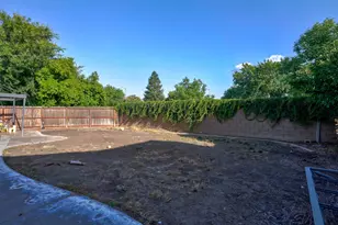 1254 Lurs Ct, Merced, CA 95348 - Photo 46