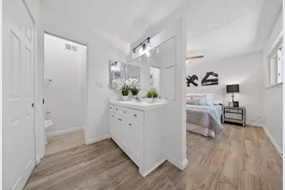7878 Grandstaff Drive, Sacramento, CA 95823 - Photo 22