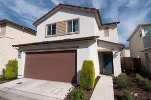 430 Peppercorn Dr, Turlock, CA 95380 - Photo 1