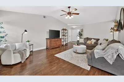 637 Oakborough Avenue, Roseville, CA 95747 - Photo 8