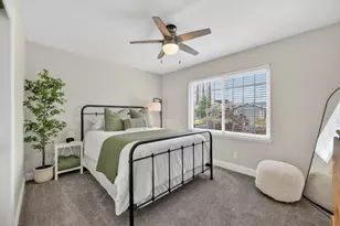 637 Oakborough Ave, Roseville, CA 95747 - Photo 16