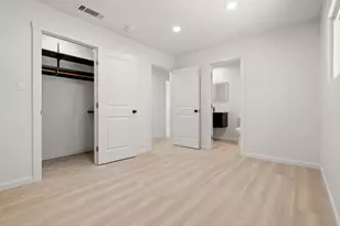 8770 Gerber Rd, Sacramento, CA 95828 - Photo 24