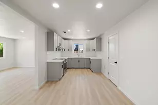8770 Gerber Rd, Sacramento, CA 95828 - Photo 10