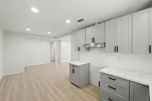 8770 Gerber Rd, Sacramento, CA 95828 - Photo 12