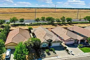 4509 Blossom Ranch Dr, Elk Grove, CA 95757 - Photo 8
