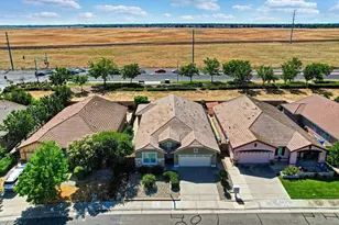 4509 Blossom Ranch Dr, Elk Grove, CA 95757 - Photo 6