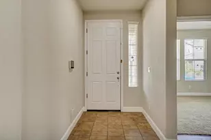 4509 Blossom Ranch Dr, Elk Grove, CA 95757 - Photo 4