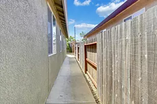 4509 Blossom Ranch Dr, Elk Grove, CA 95757 - Photo 40
