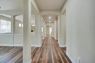 4509 Blossom Ranch Dr, Elk Grove, CA 95757 - Photo 20