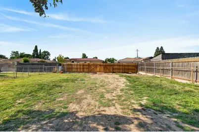 1005 Hawk Avenue, Sacramento, CA 95833 - Photo 38