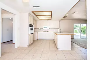 524 Woodside Dr, Woodland, CA 95695 - Photo 8